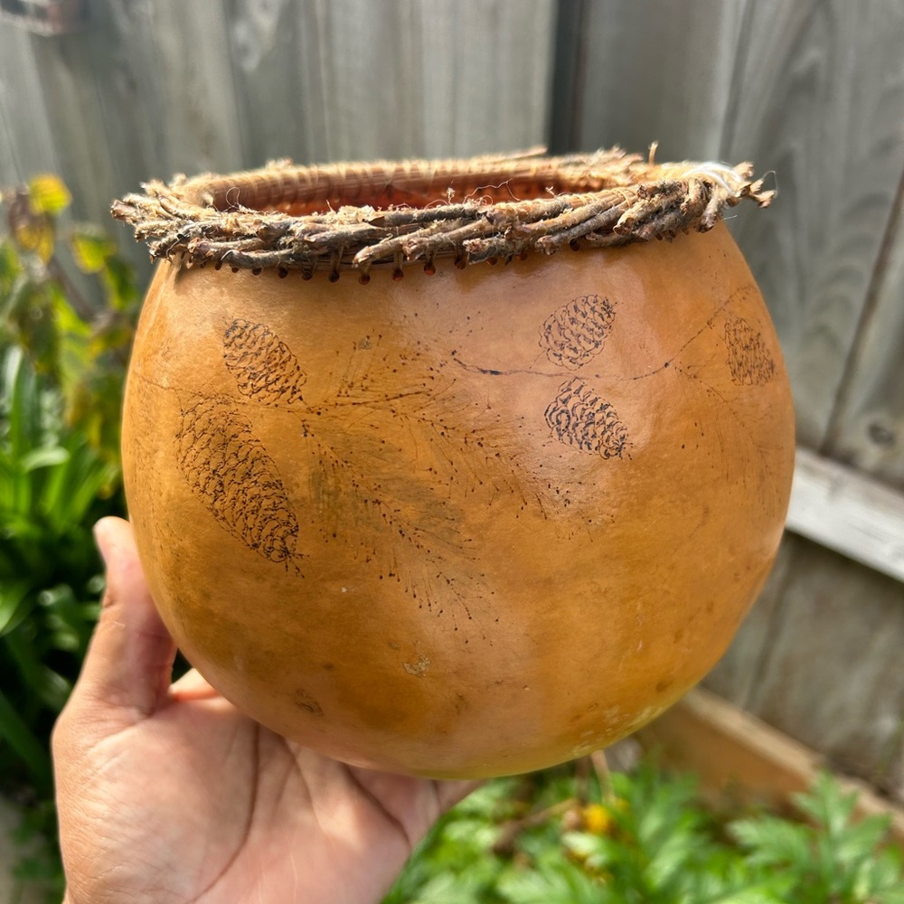 Handcrafted Brown Gourd Vase - Picture 2 of 6